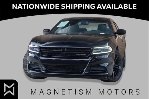 Pitch Black Clearcoat 2017 Dodge Charger SE
