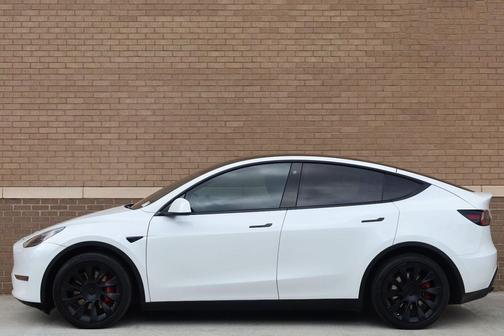 Pearl White Multi-Coat 2021 Tesla Model Y Long Range Dual Motor All-Wheel Drive