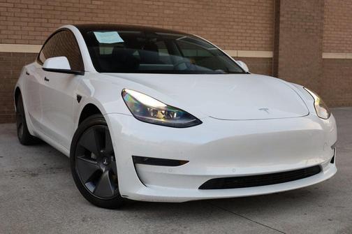 2022 Tesla Model 3 Standard Range