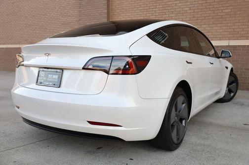 2022 Tesla Model 3 Standard Range