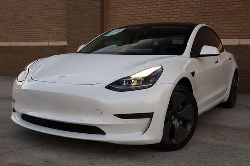 2022 Tesla Model 3 Standard Range