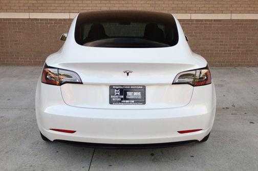 2022 Tesla Model 3 Standard Range