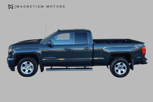 Deep Ocean Blue Metallic 2017 Chevrolet Silverado 1500 2LT