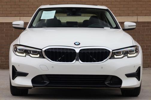 Alpine White 2019 BMW 330 330i