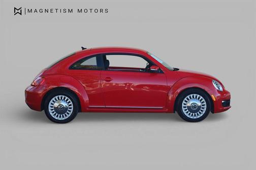 Tornado Red 2014 Volkswagen Beetle 1.8T