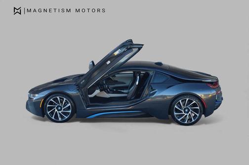 2014 BMW i8 w/ Tera World Pkg!