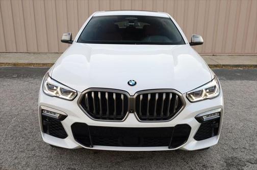 2021 BMW X6 M50i