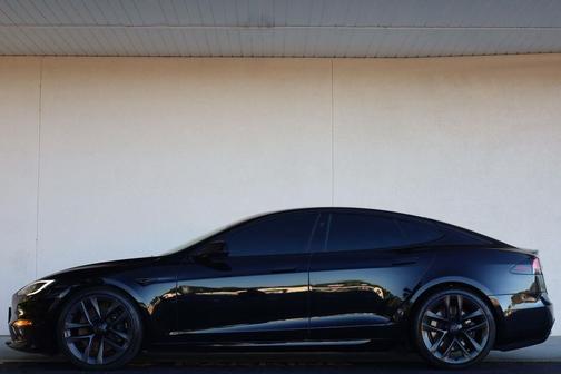 Solid Black 2022 Tesla Model S Long Range