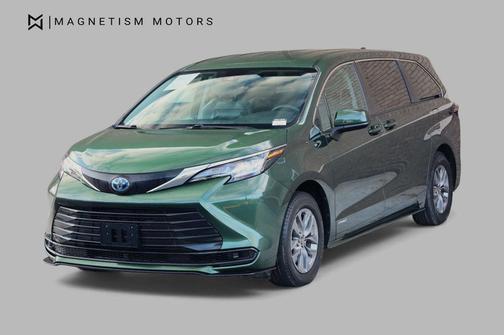 2021 Toyota Sienna LE