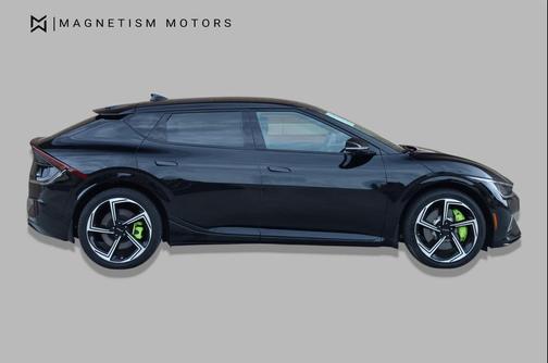 Aurora Black Pearl 2023 Kia EV6 GT