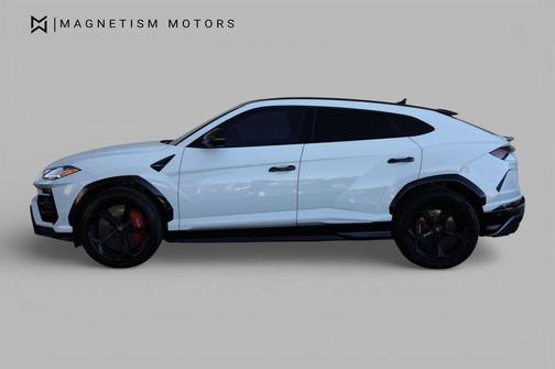 2019 Lamborghini Urus AWD