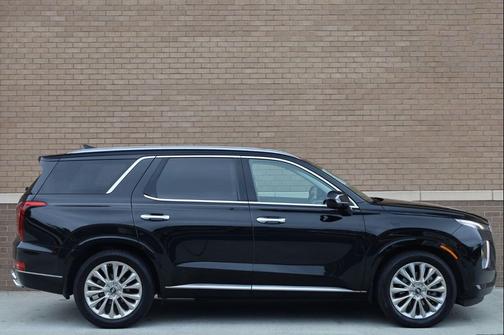 Becketts Black 2020 Hyundai PALISADE Limited