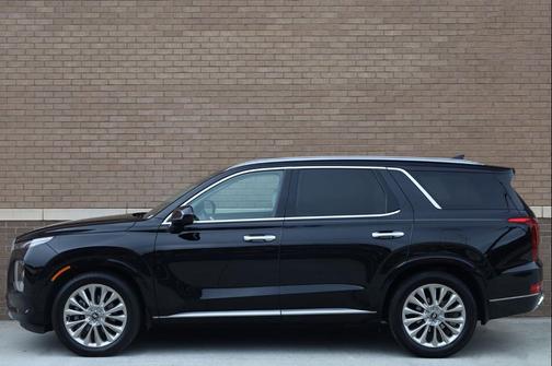 Becketts Black 2020 Hyundai PALISADE Limited