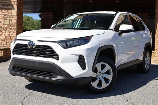 2020 Toyota RAV4 LE