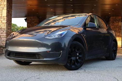 2024 Tesla Model Y Long Range Dual Motor All-Wheel Drive
