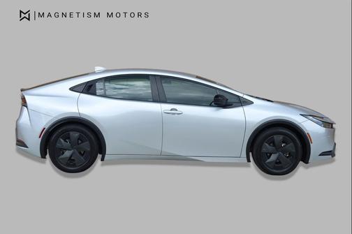 Cutting Edge 2024 Toyota Prius LE