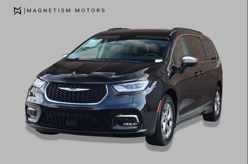 Brilliant Black Crystal Pearlcoat 2022 Chrysler Pacifica Limited