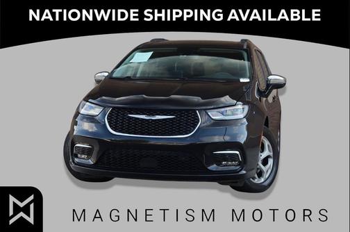 Brilliant Black Crystal Pearlcoat 2022 Chrysler Pacifica Limited