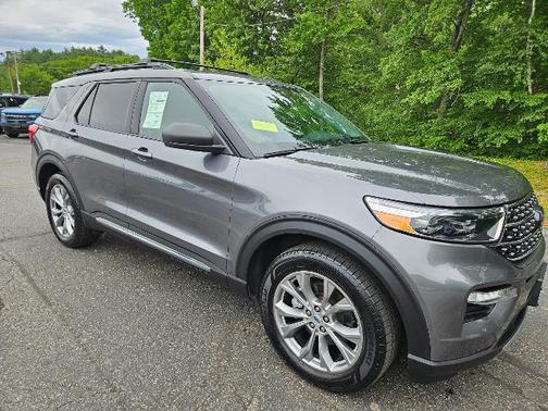 CARBONIZED GRAY METALLIC 2022 Ford Explorer XLT