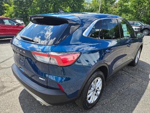 DARK PERSIAN GREEN METALLIC 2020 Ford Escape SE