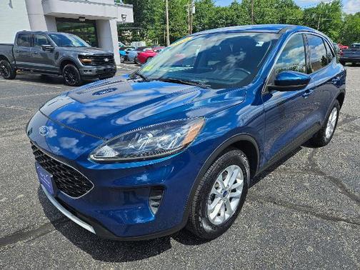 DARK PERSIAN GREEN METALLIC 2020 Ford Escape SE