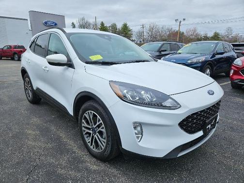 OXFORD WHITE 2020 Ford Escape SEL