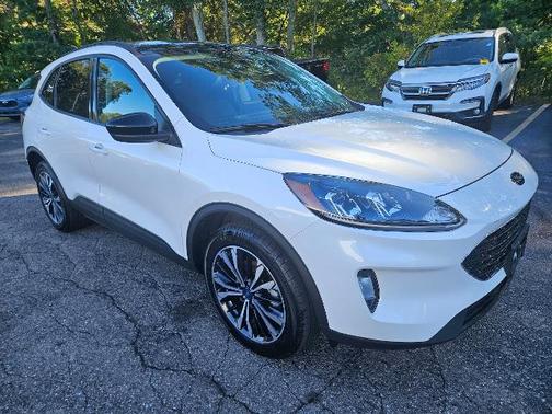 2022 Ford Escape SEL