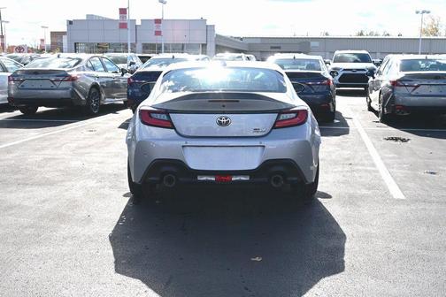 2025 Toyota GR86 Premium