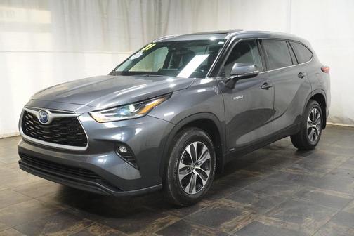 2021 Toyota Highlander Hybrid XLE