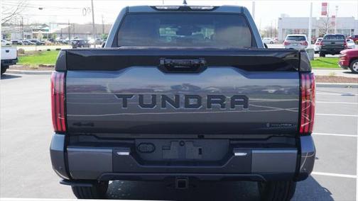 2025 Toyota Tundra Hybrid Platinum