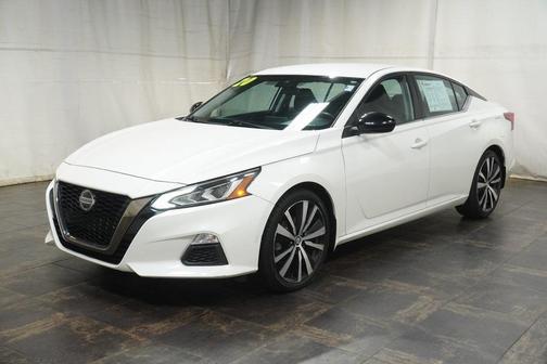 2020 Nissan Altima SR FWD