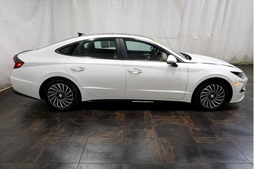 2021 Hyundai SONATA Limited 2.0T