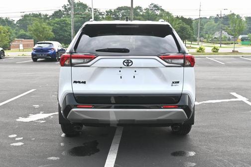 2025 Toyota RAV4 Hybrid SE