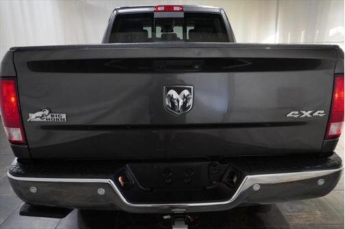 2018 RAM 2500 Big Horn Crew Cab 4x4 6'4' Box