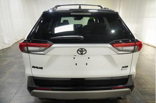 2025 Toyota RAV4 Hybrid SE