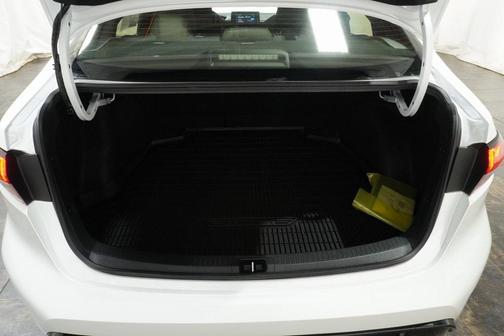 2025 Toyota Corolla Hybrid SE