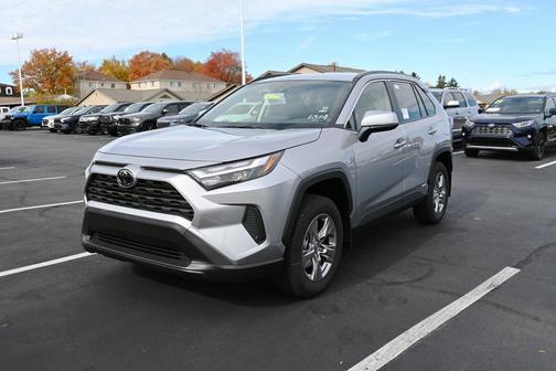 2025 Toyota RAV4 Hybrid LE