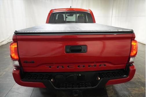 2022 Toyota Tacoma SR