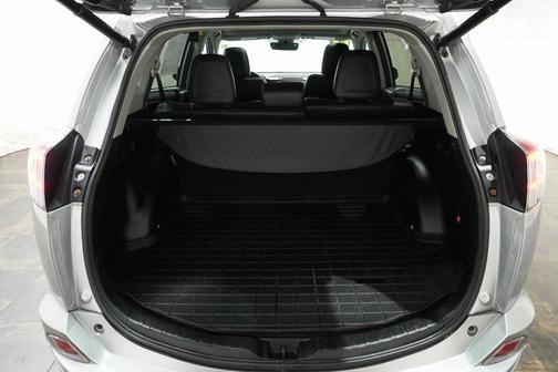 2017 Toyota RAV4 Platinum