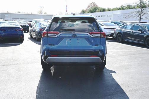 2025 Toyota RAV4 Hybrid SE