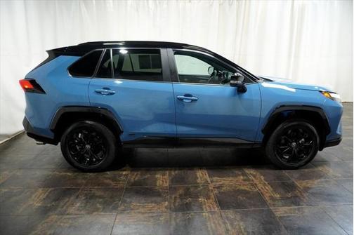 2025 Toyota RAV4 Hybrid SE