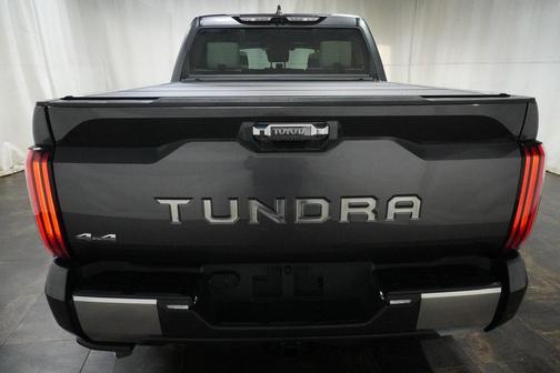 2024 Toyota Tundra Hybrid Capstone