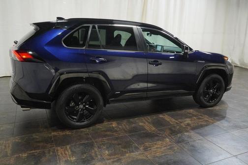 2020 Toyota RAV4 Hybrid SE