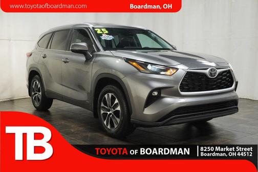 2025 Toyota Highlander Hybrid XLE