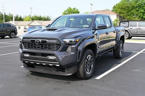 2025 Toyota Tacoma TRD Sport