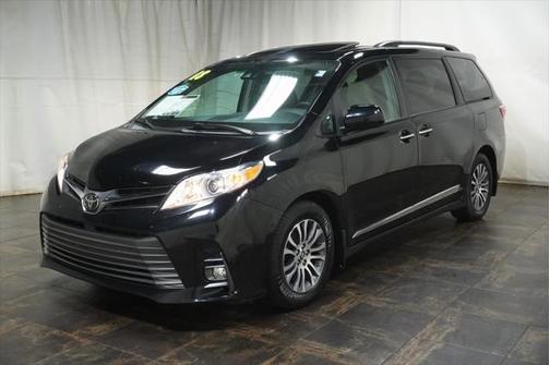 2018 Toyota Sienna XLE Premium
