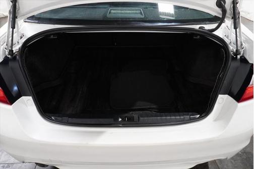 2015 Subaru Legacy Premium