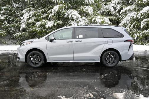 2026 Toyota Sienna Woodland Edition