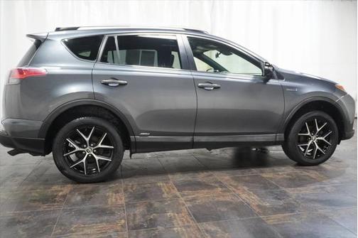 2018 Toyota RAV4 Hybrid SE