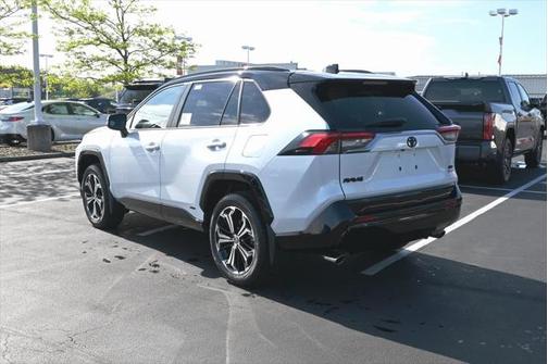 2025 Toyota RAV4 Hybrid SE